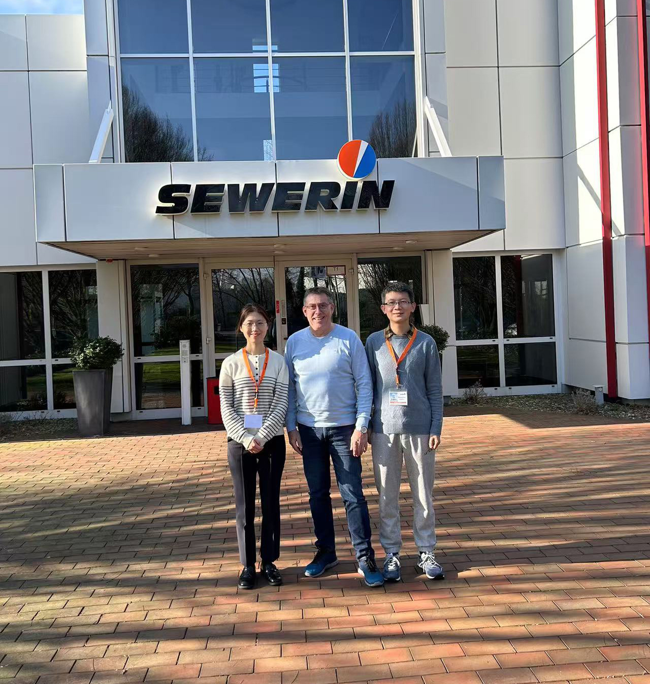 Distribution Cooperation with Sewerin